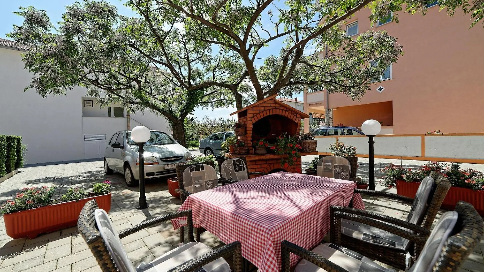 Apartments Mar Palit
