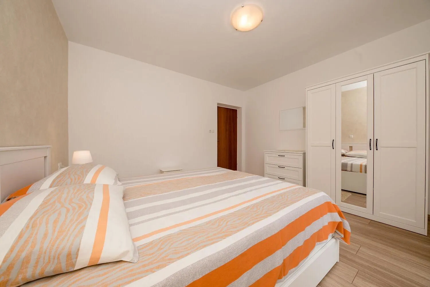 Apartments Mar Palit